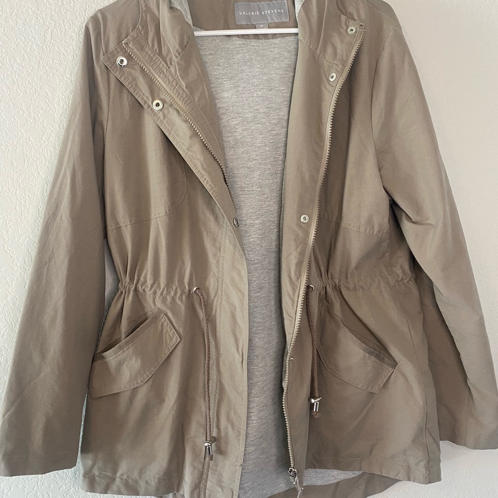 Valerie Stevens Light Spring Hooded Jacket size medium